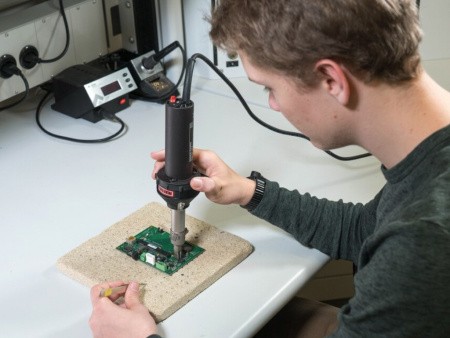 Ручной аппарат горячего воздуха HOT JET S (Хот Джет S), применение